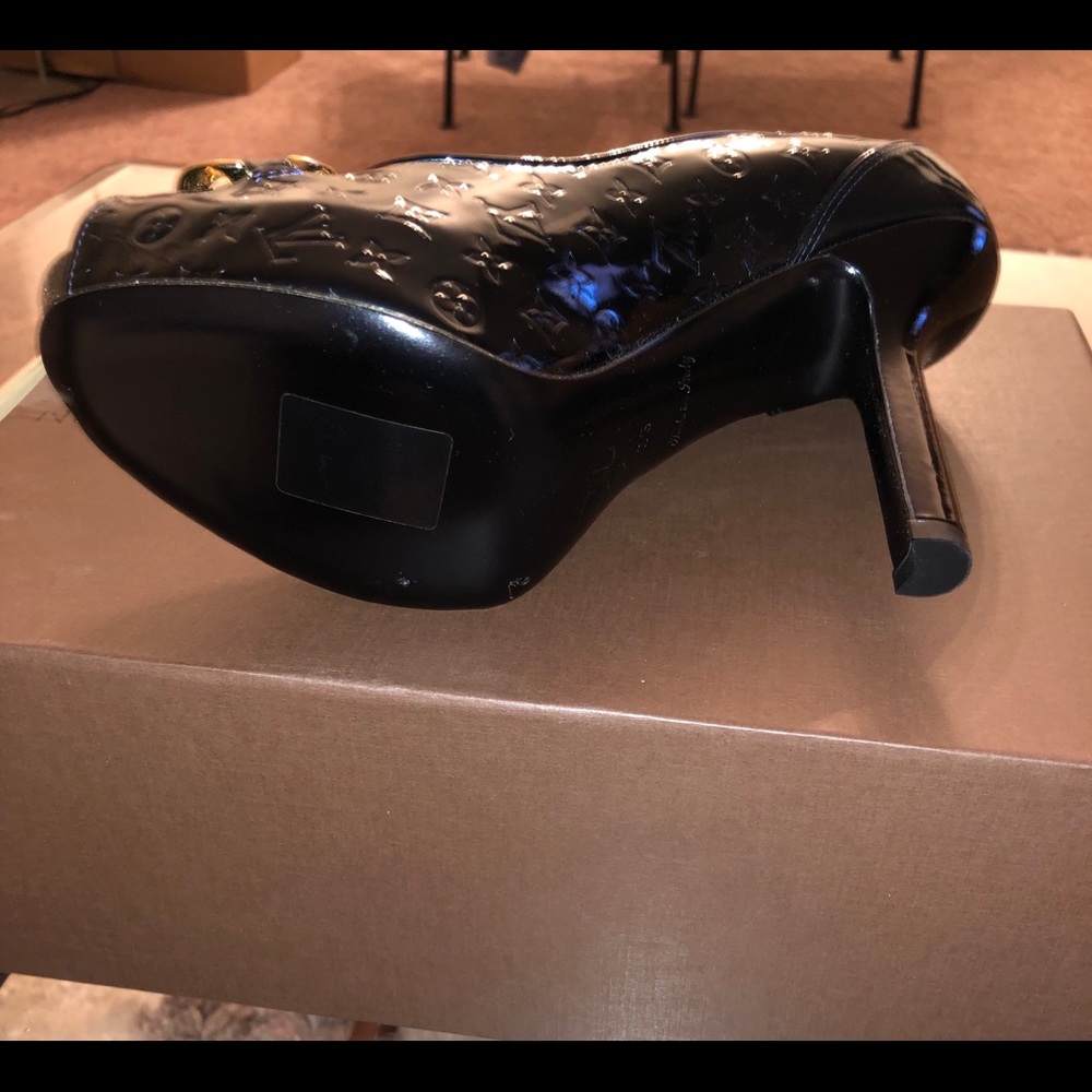 Louis Vuitton pumps - Picture 4 of 5